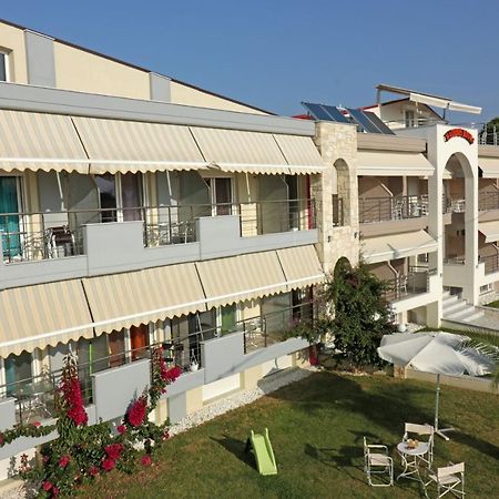 Mavridis Rooms 2 Никити Екстериор снимка