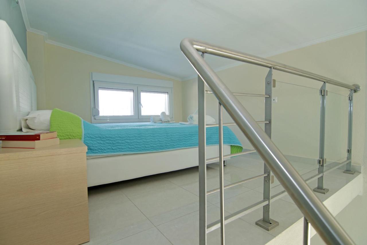 Mavridis Rooms 2 Никити Екстериор снимка