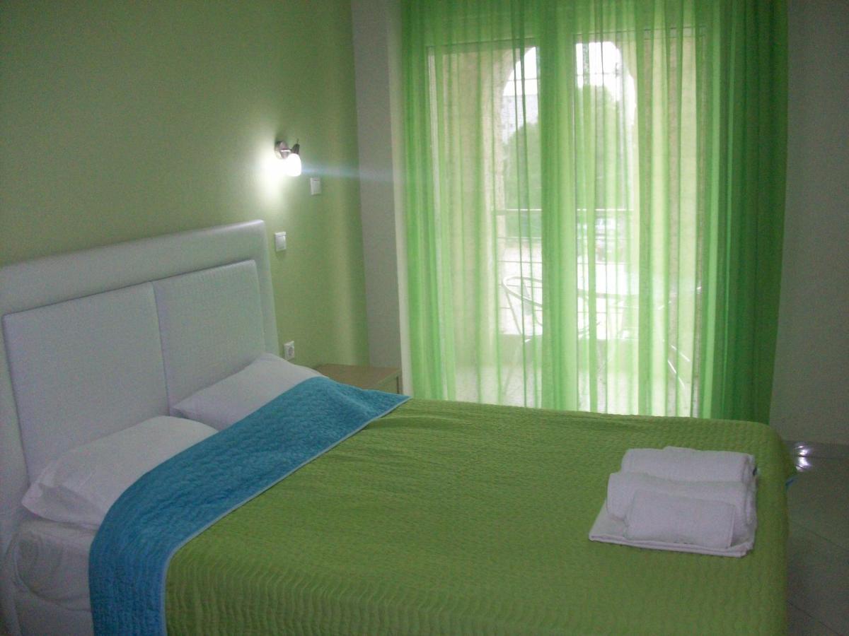 Mavridis Rooms 2 Никити Екстериор снимка