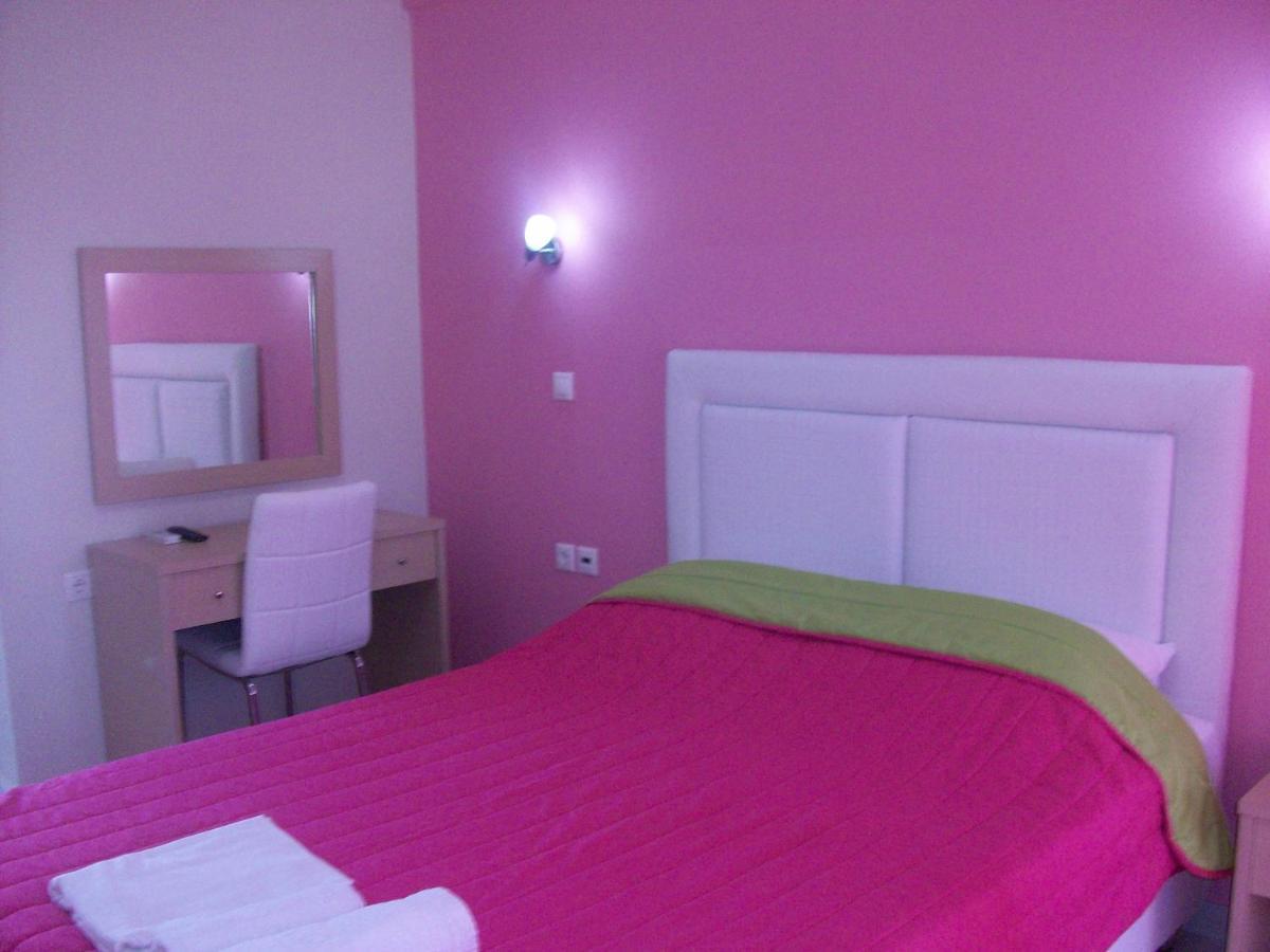 Mavridis Rooms 2 Никити Екстериор снимка