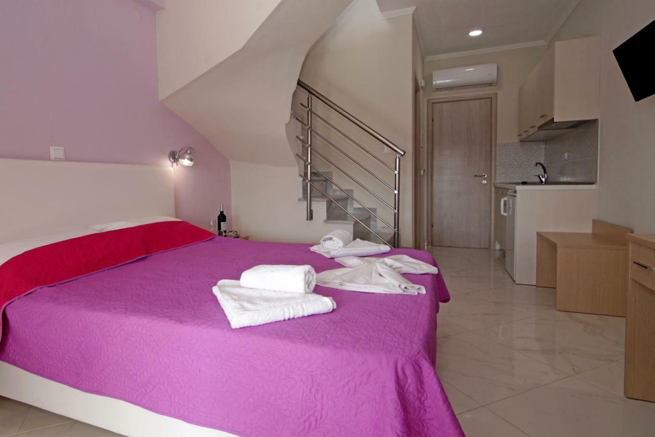 Mavridis Rooms 2 Никити Екстериор снимка